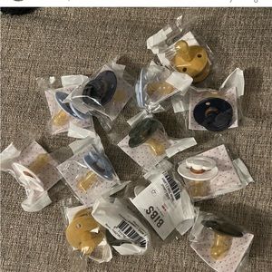 11 BIBS for Sarah (no mustard)